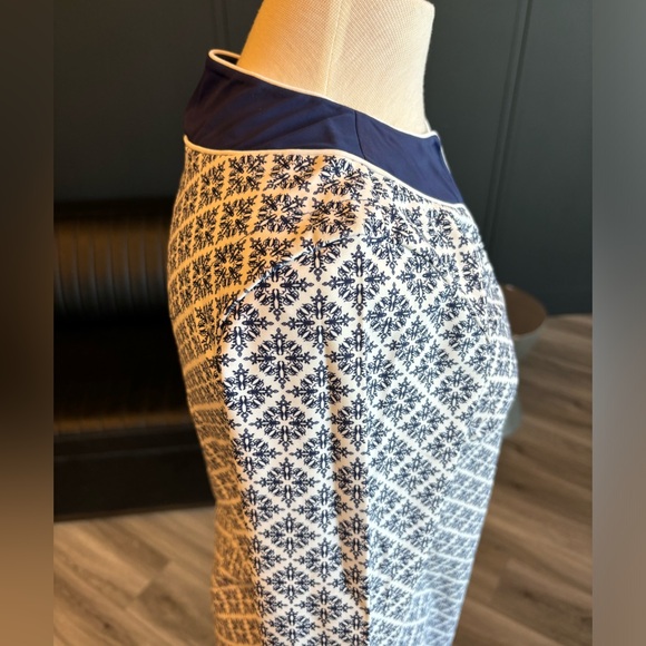 Smart navy & white Tunic Dress in UPF 50 fabric. - Picture 5 of 9